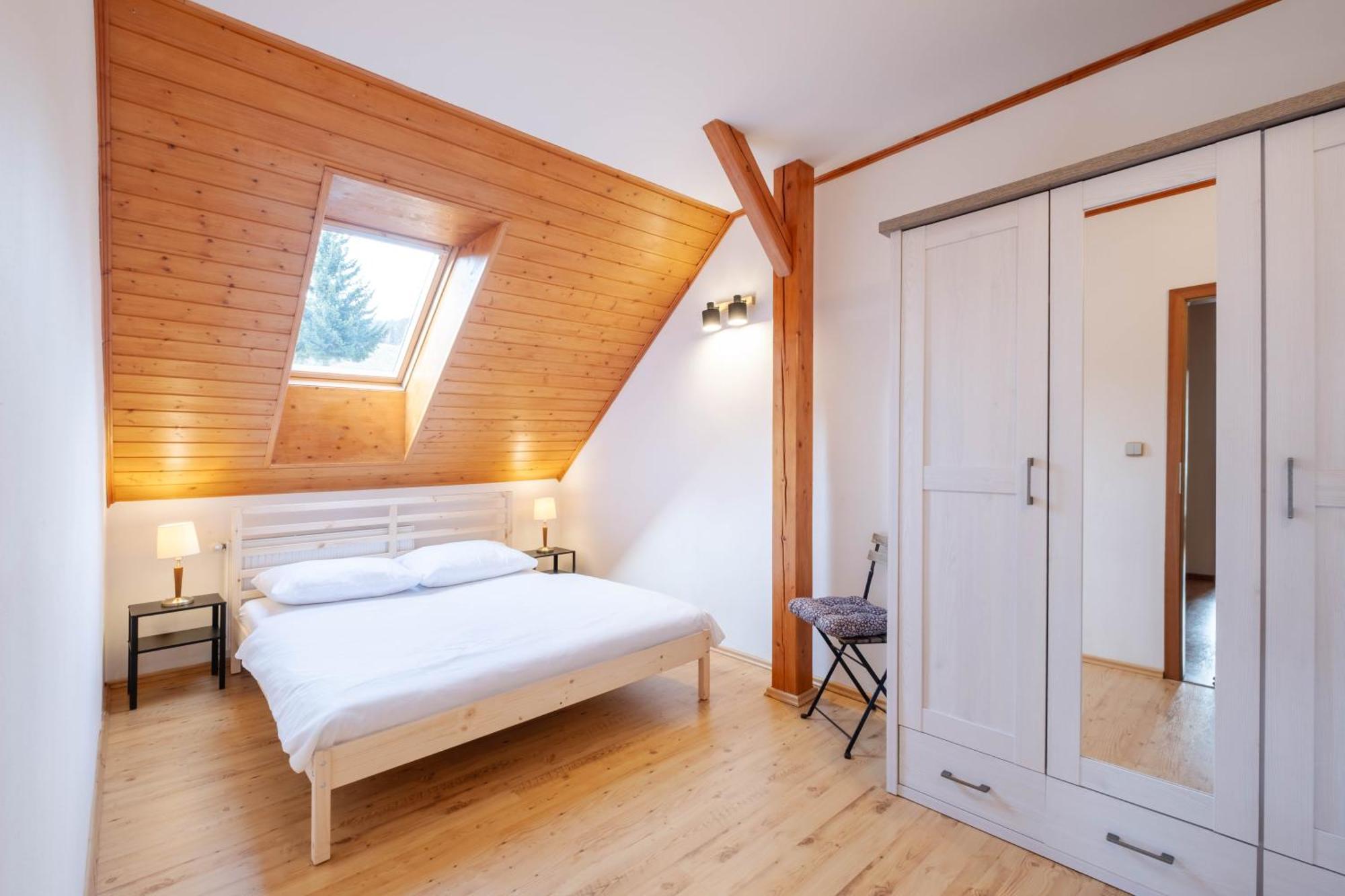 Hotel Hvezda Pec pod Snezkou Bagian luar foto